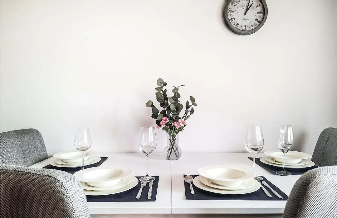 Apartament Close To Tauron Arena For 4 Guests-1